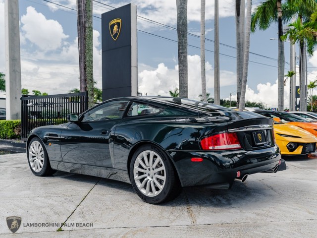 Aston Martin Vanquish