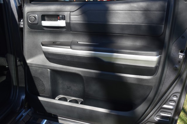 2017 Toyota Tundra 4WD Limited Navi Leather Heated Seats TRD Performance  35
