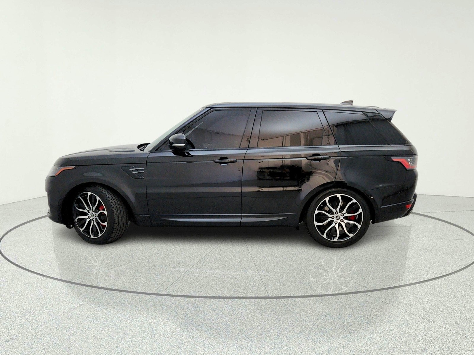 Used 2020 Santorini Black Metallic Land Rover HSE Dynamic image 14