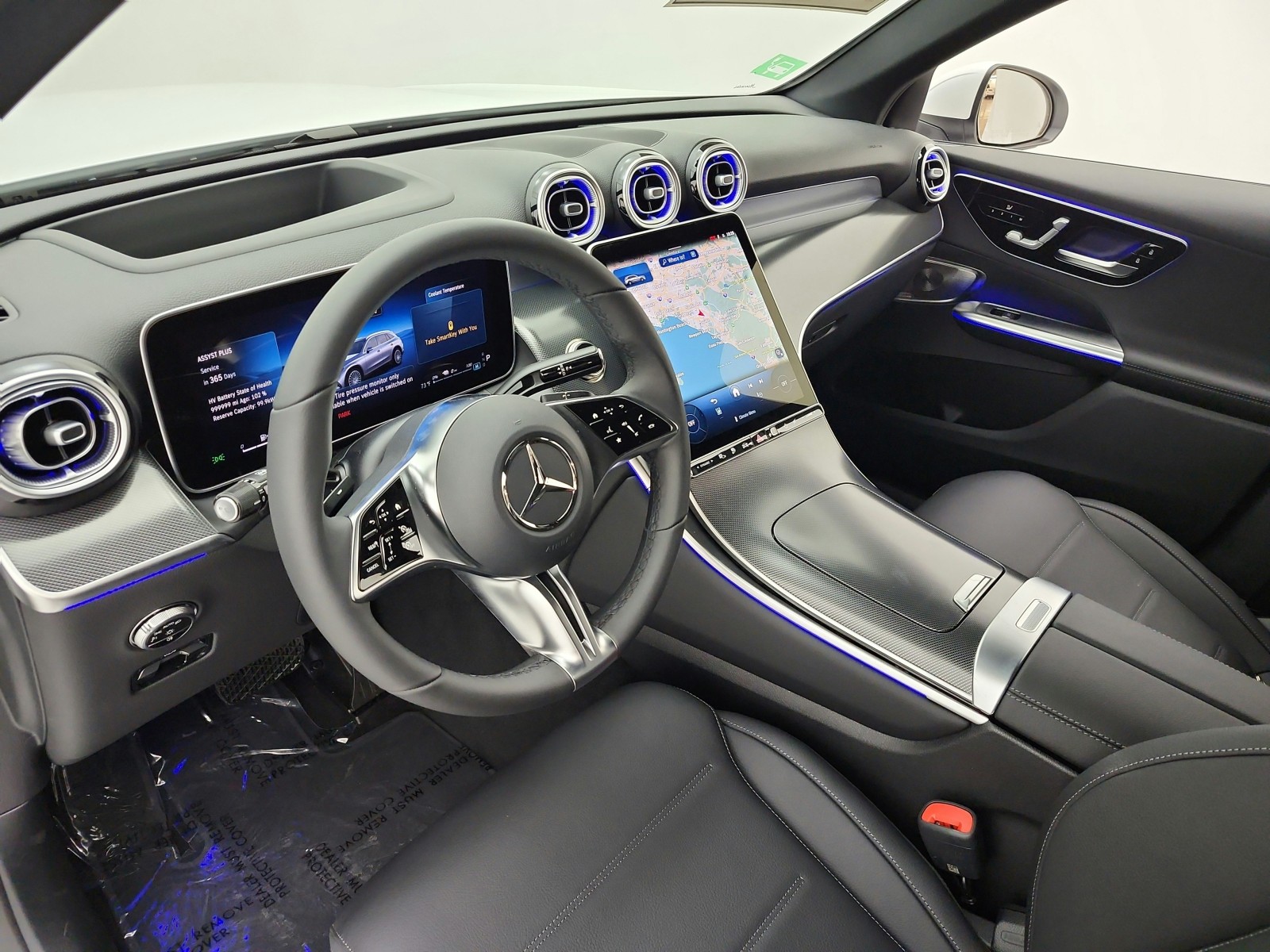 New 2026 MANUFAKTUR Moonlight White Metallic Mercedes-Benz GLC 350e 4MATIC® SUV image 9