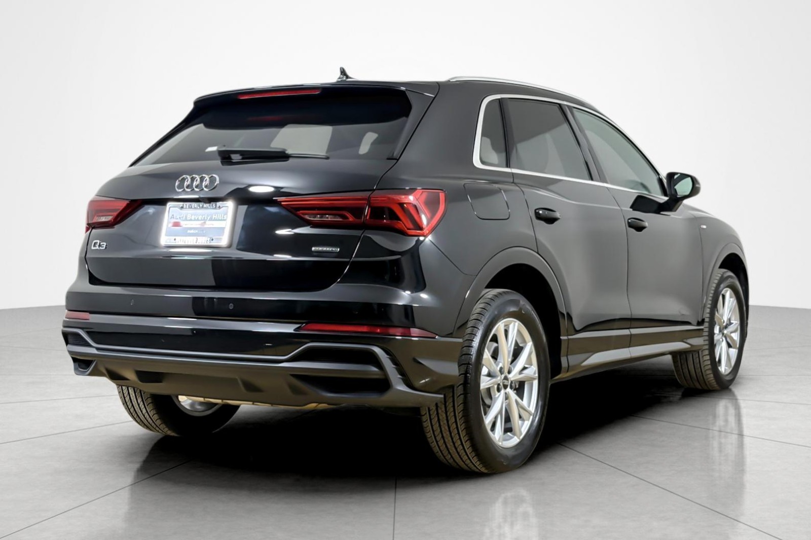 Used 2023 Mythos Black Metallic Audi S line Premium 45 TFSI quattro image 5