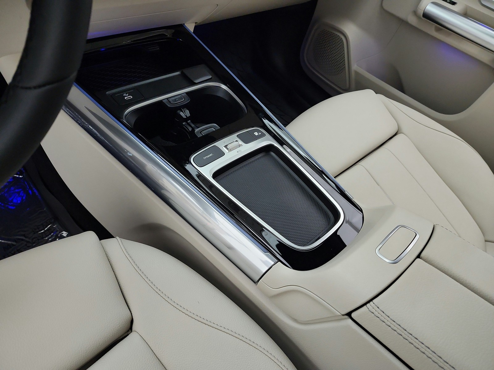 New 2026 Night Black Mercedes-Benz GLA 250 SUV image 10