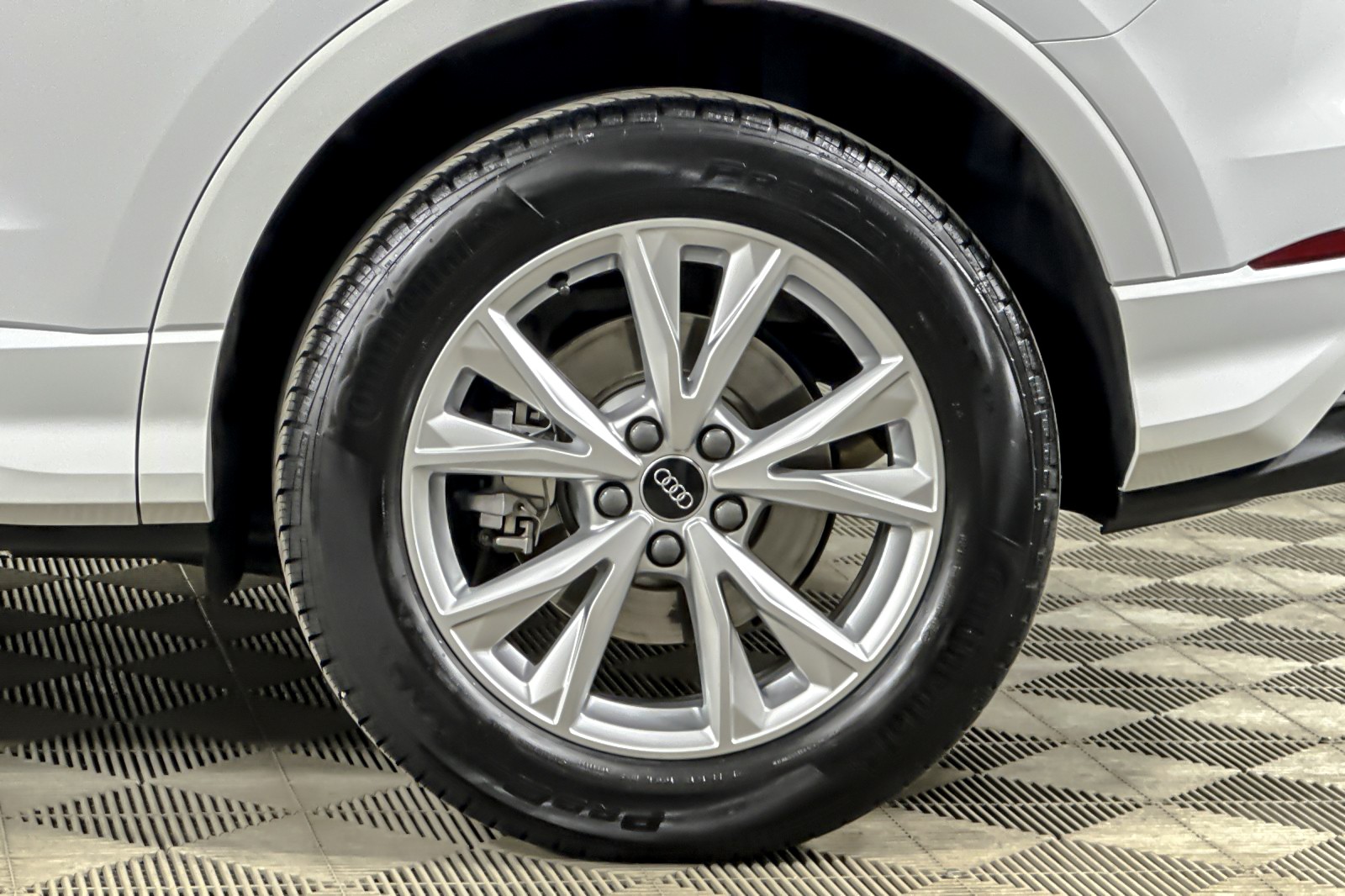 Used 2025 Arkona White Audi S line Premium 45 TFSI quattro image 24