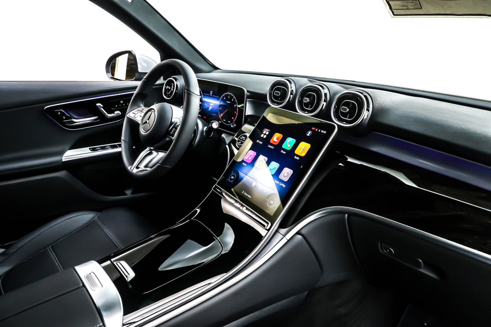 New 2026 MANUFAKTUR Alpine Grey Mercedes-Benz GLC 300 SUV image 5