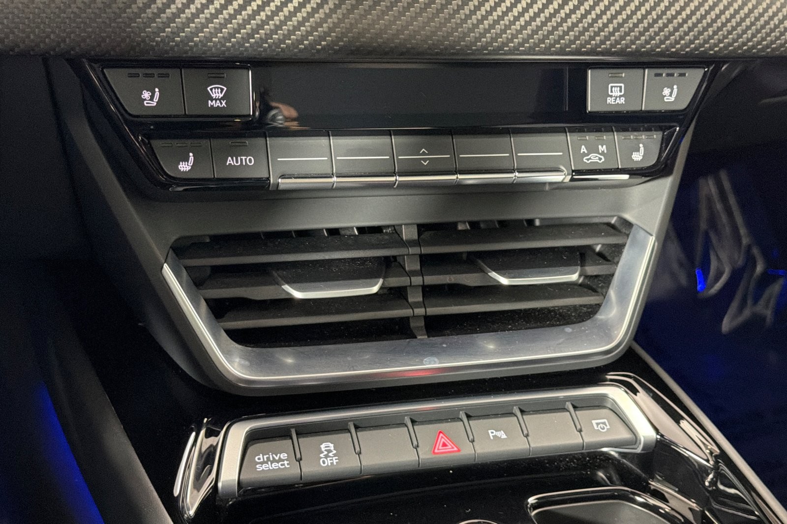 Used 2024 Suzuka Gray Metallic Audi Premium Plus quattro image 19