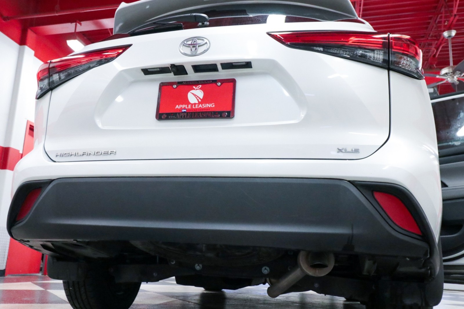 Used Car 2022 Toyota Highlander  Xle For Sale Under $35,000 In Austin, Texas