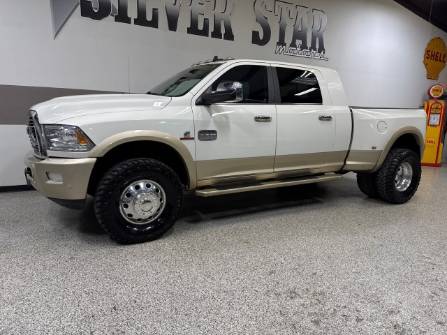 2017 Ram 3500 Laramie Longhorn 4WD Cummins MegaCab in ,