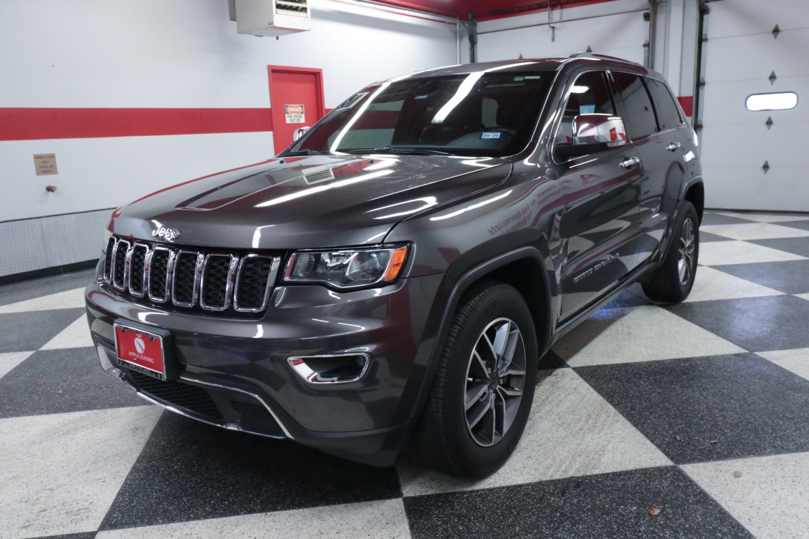 Used Car 2021 Jeep Grand Cherokee  80th Anniversary For Sale Under $25,000 In Austin, Texas