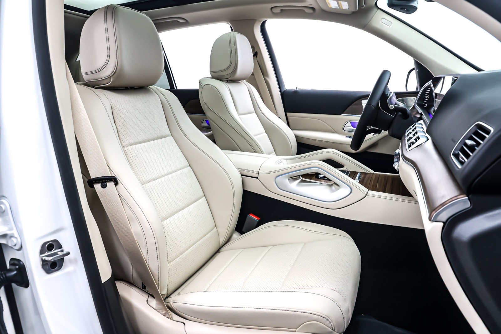 New 2026 Polar White Mercedes-Benz GLE 450 image 7