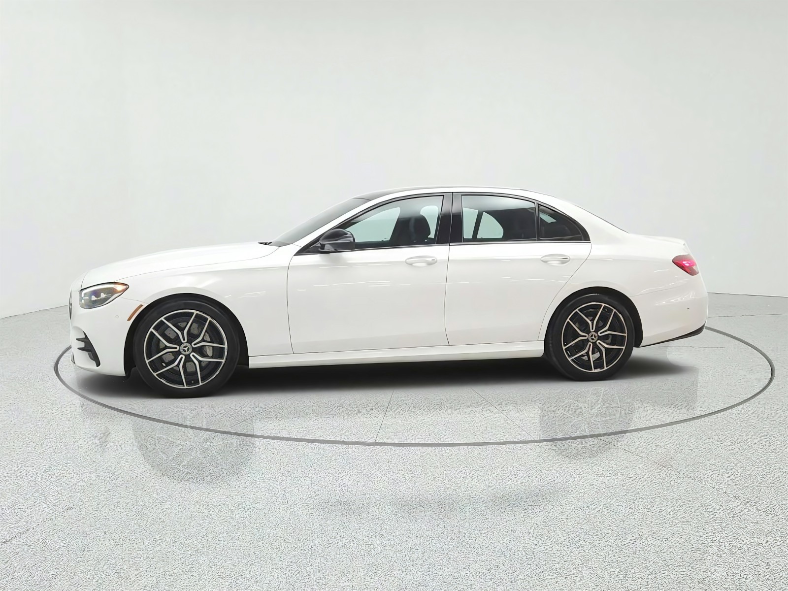 Certified Used 2022 Polar White Mercedes-Benz E 350 RWD Sedan image 8