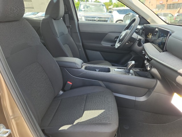 NissanKicks43