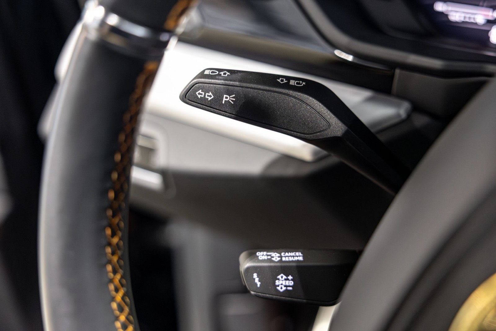 Used Car 2019 Lamborghini Urus  For Sale Under $200,000 In Boerne, Texas