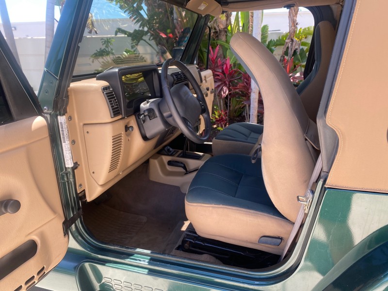 1999 Jeep Wrangler Sahara AUYO AC 6 CYL LOW MILES 47,009 in , 