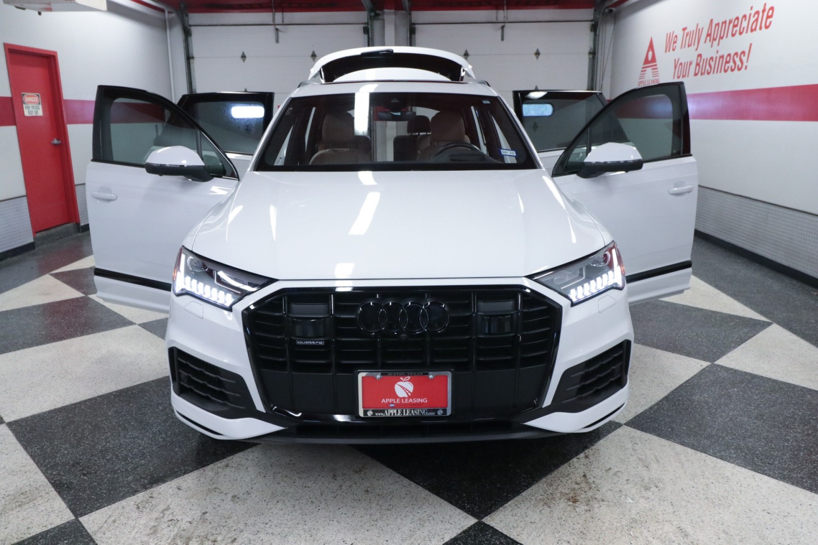 Used Car 2023 Audi Q7  Prestige For Sale Under $50,000 In Austin, Texas