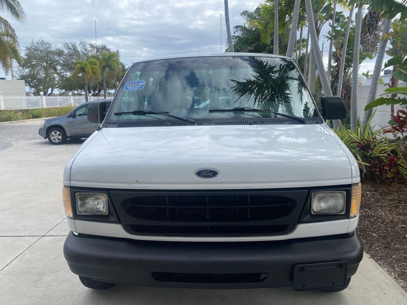 2000 Ford Econoline Cargo Van LOW MILES 68,046 in , 