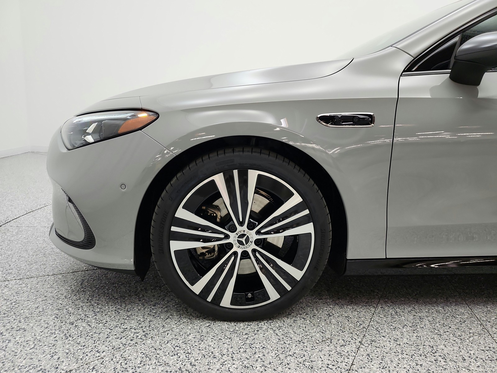 New 2027 MANUFAKTUR Alpine Grey Mercedes-Benz CLA 220 Hybrid FWD image 15