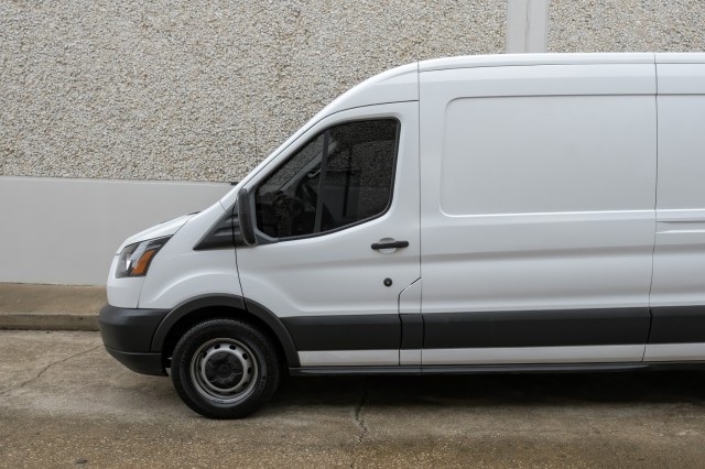 2018 Ford Transit Van  12