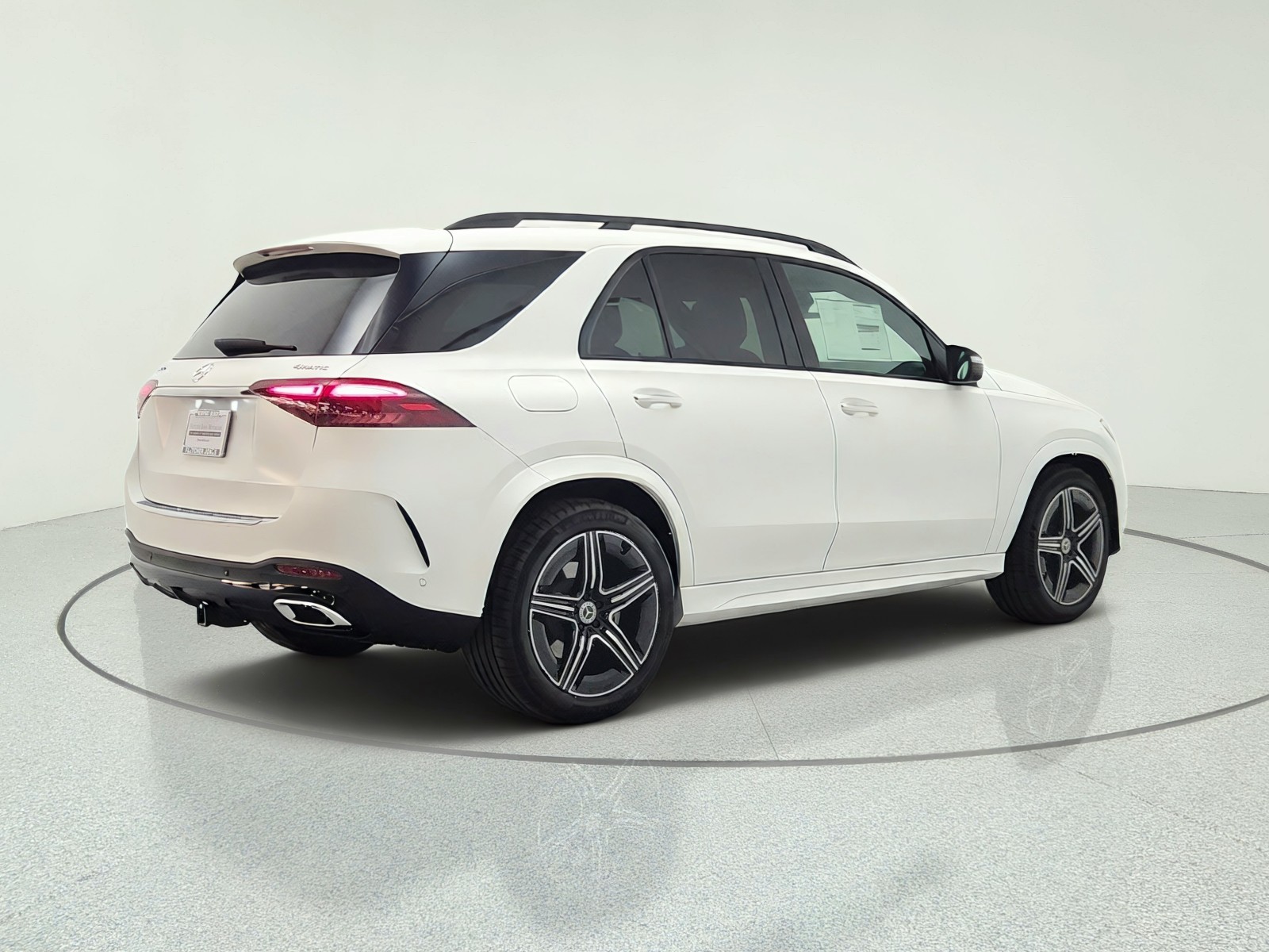 New 2026 MANUFAKTUR Moonlight White magno Mercedes-Benz GLE 450 4MATIC® SUV image 5