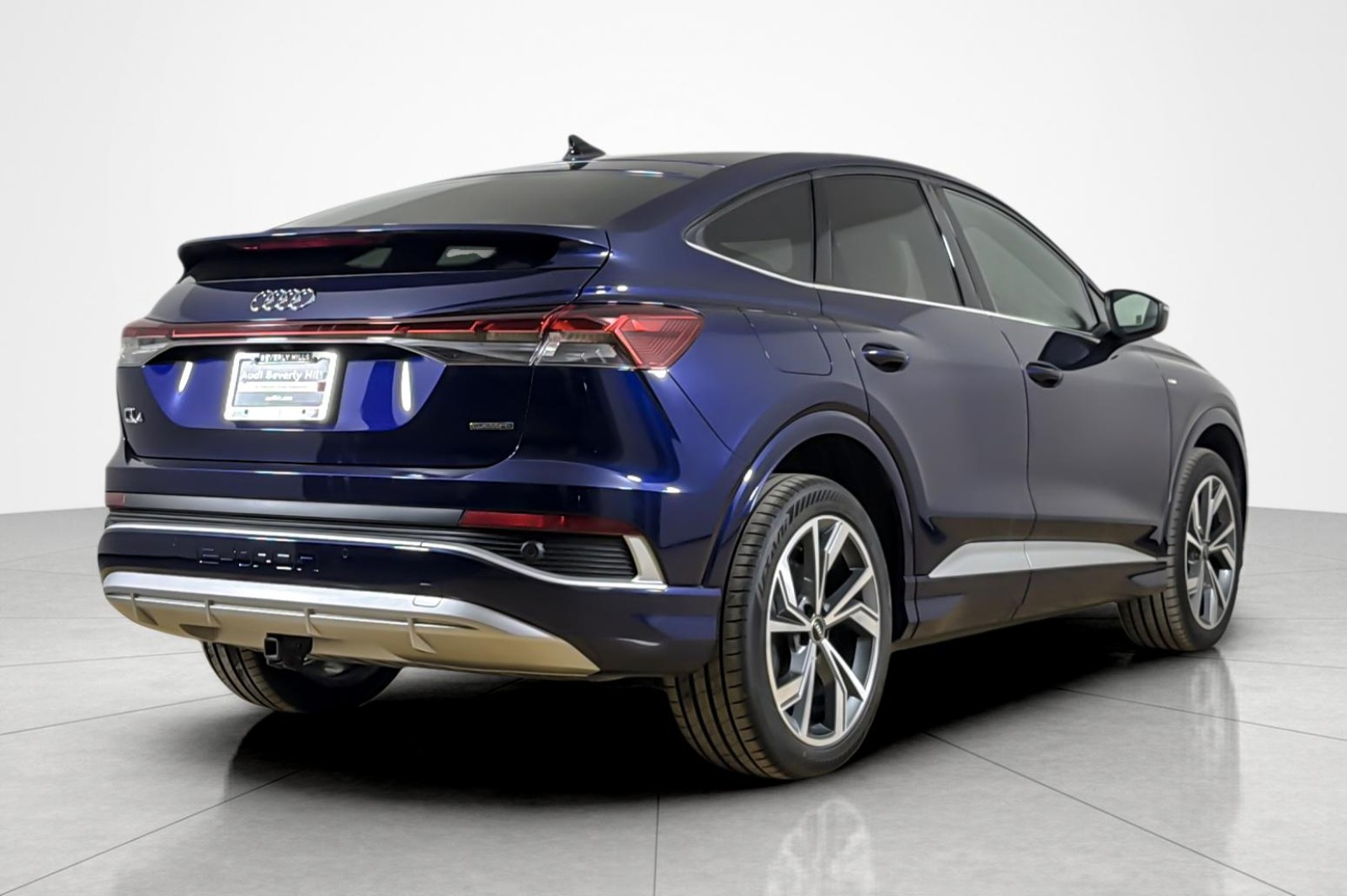 Certified Used 2023 Navarra Blue Metallic Audi Premium 50 quattro image 5