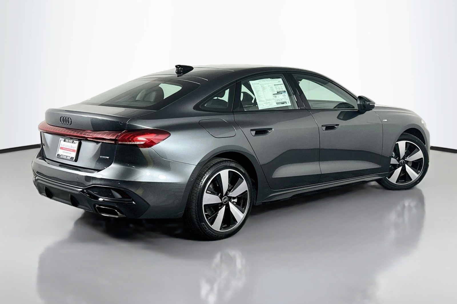 New 2026 Daytona Gray Pearl Effect Audi Premium image 13