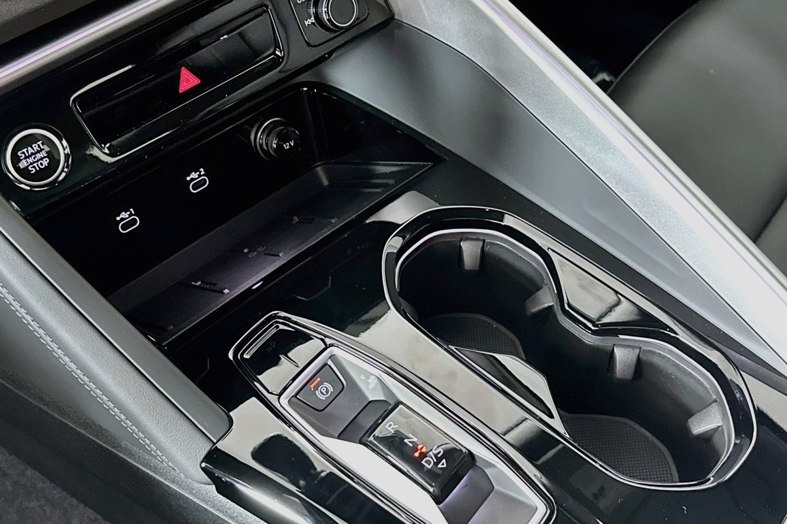 New 2026 Mythos Black Metallic Audi Premium image 7