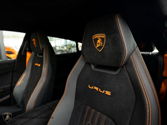 2023 Lamborghini Urus Performante in , 