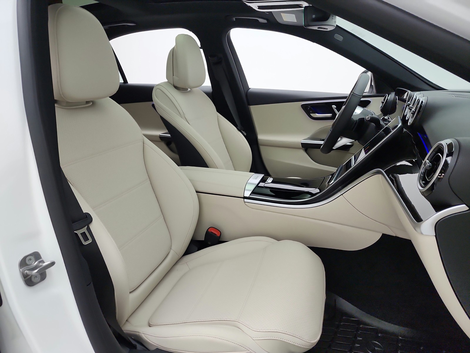 New 2026 Polar White Mercedes-Benz C 300 4MATIC® Sedan image 22