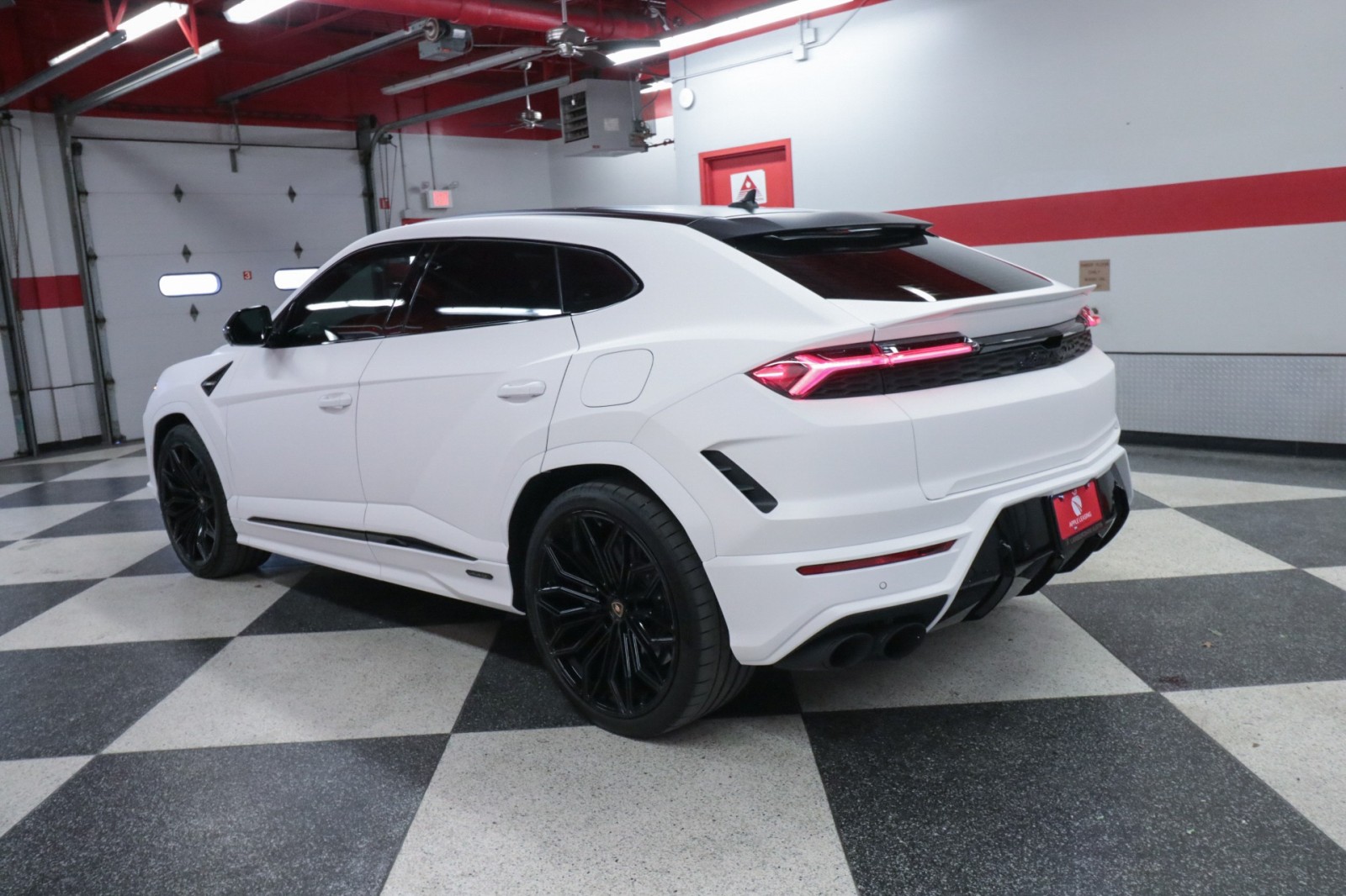 Used Car 2025 Lamborghini Urus  Se For Sale Under $360,000 In Austin, Texas
