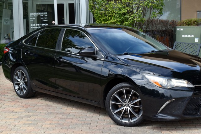 2015 Toyota Camry XSE Power Moonroof Remote Start Heated Front Seats MSR 4