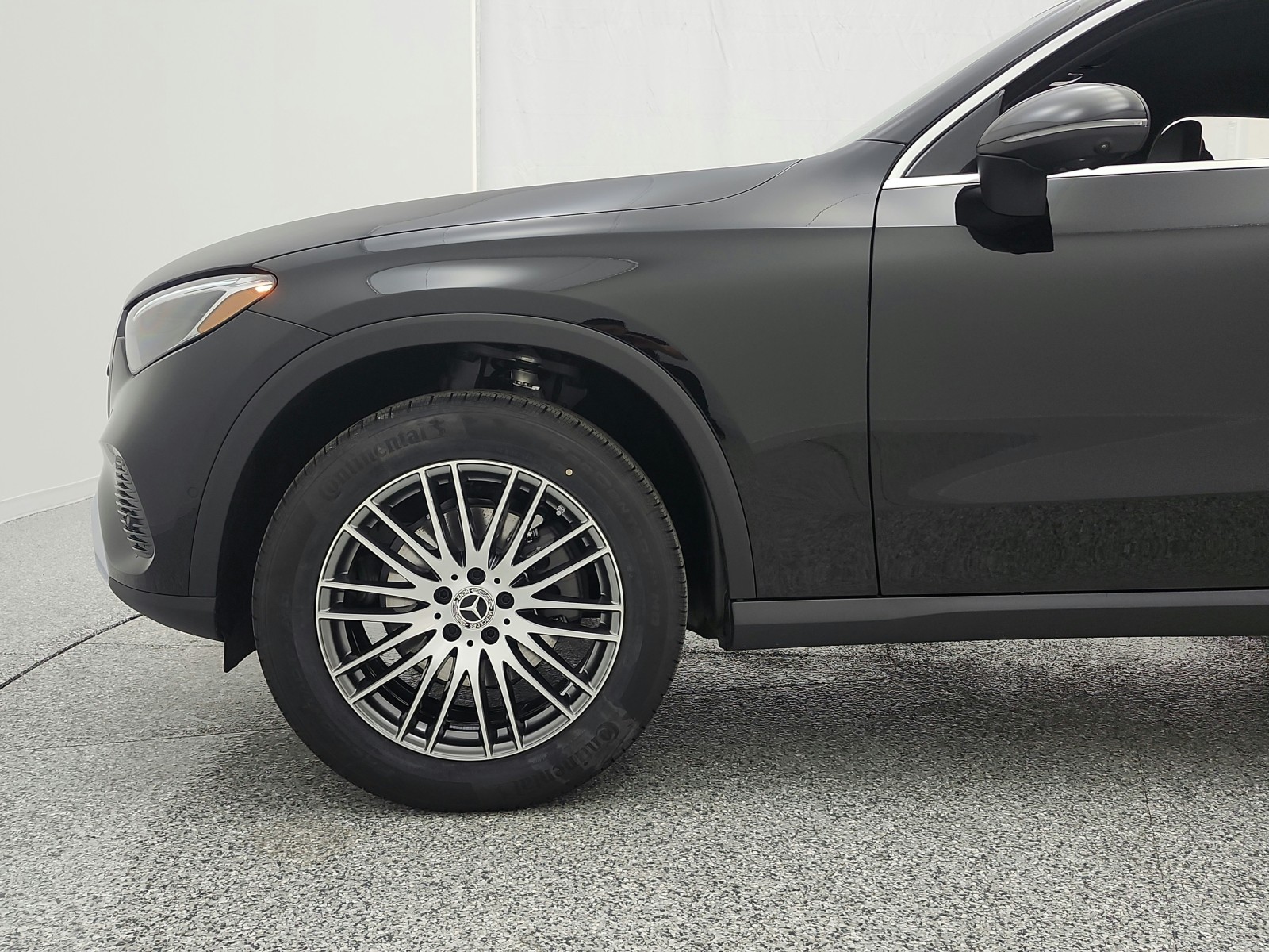 New 2026 Black Mercedes-Benz GLC 300 image 14