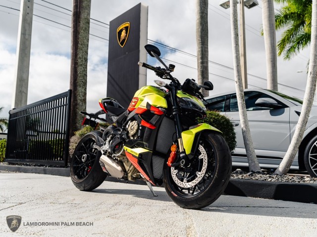 Ducati STREETFIGHTER