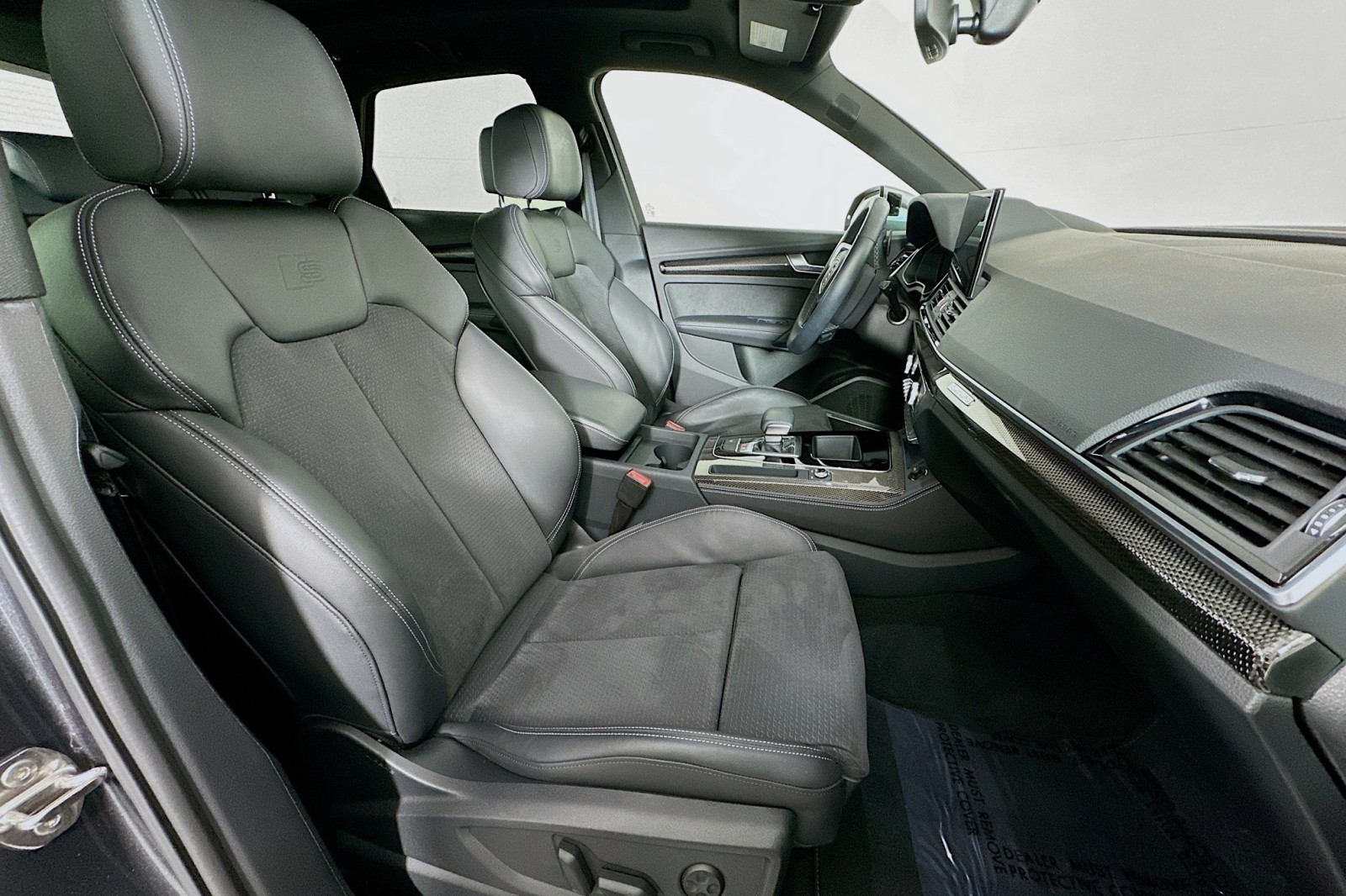 Used 2025 Daytona Gray Pearl Effect Audi Premium Plus image 8