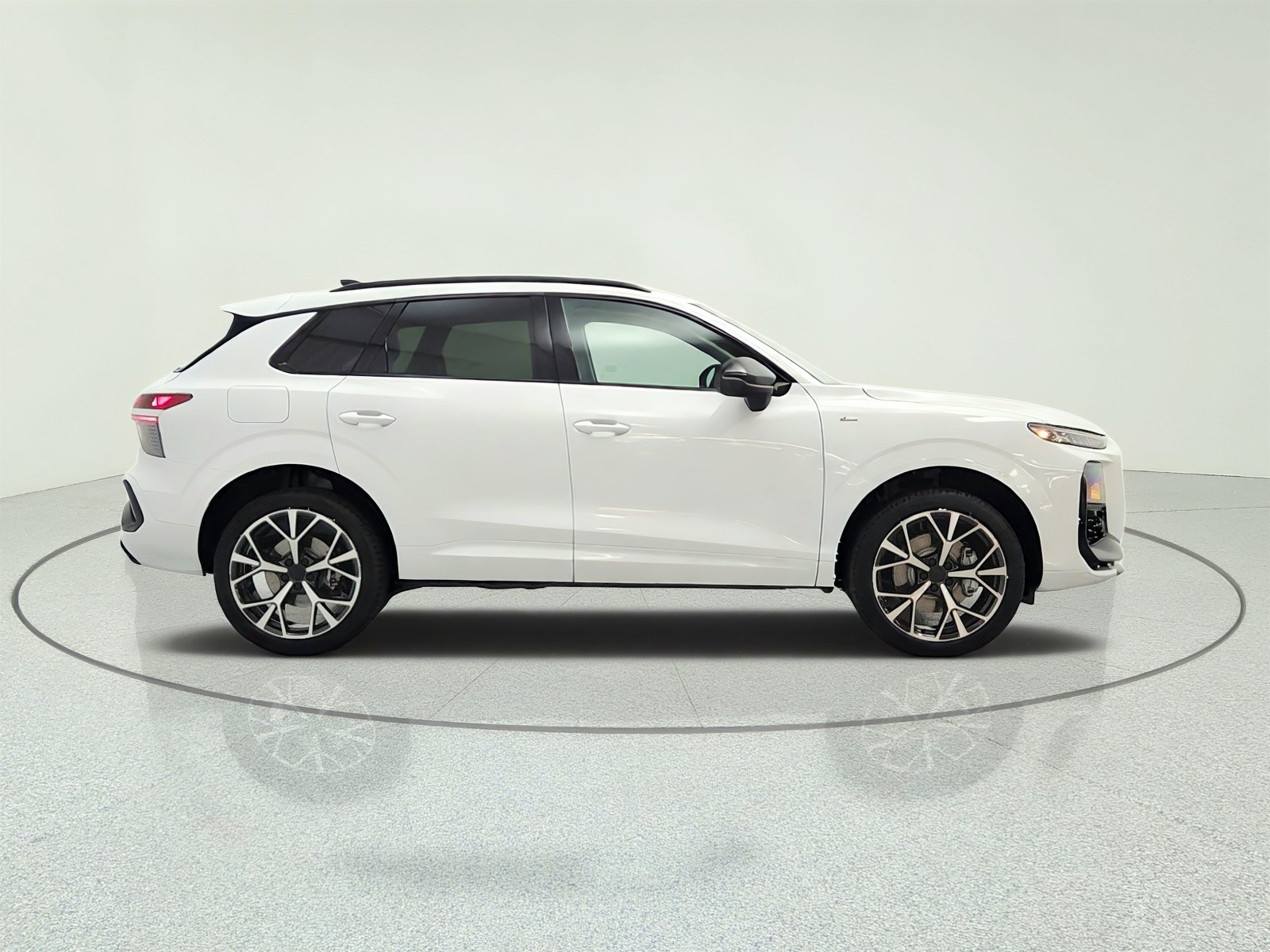 New 2026 Glacier White Metallic Audi S line quattro image 4