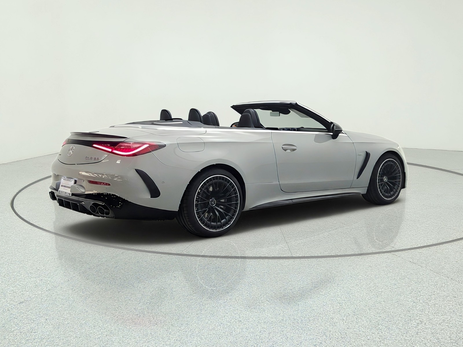 New 2027 ALPINE GREY Mercedes-Benz AMG® CLE 53 4MATIC+ Cabriolet image 5