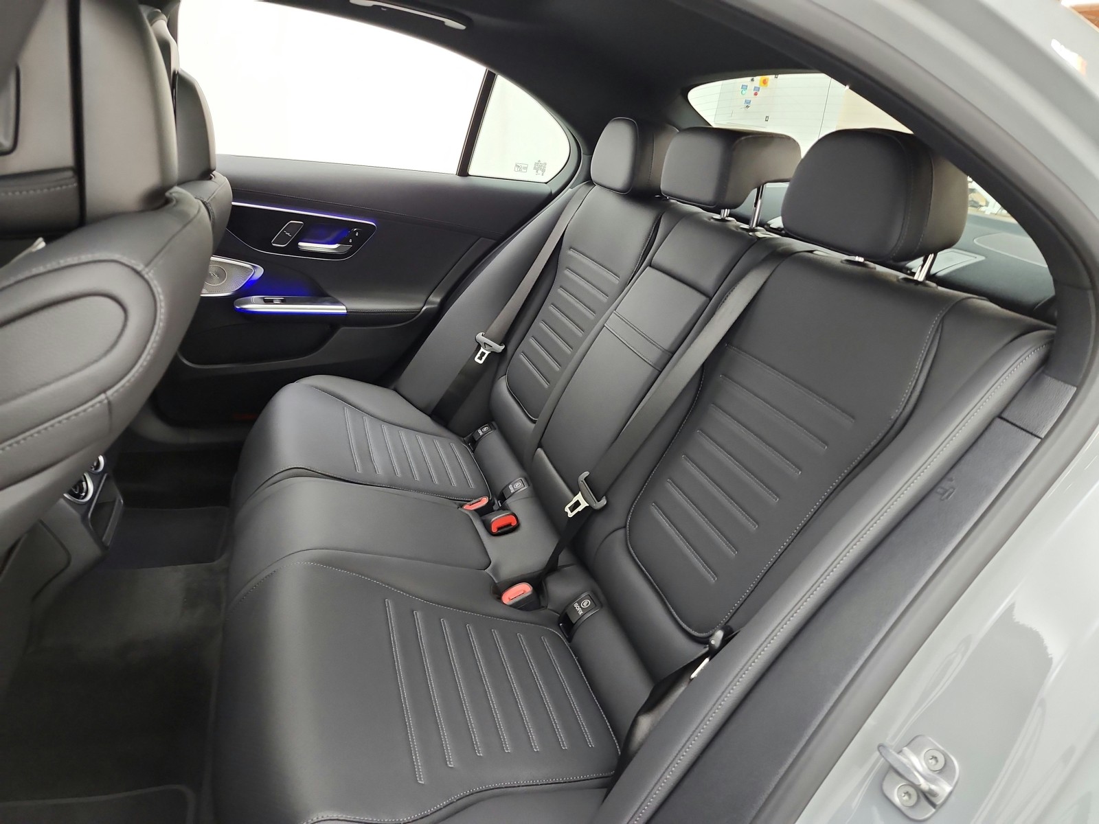 New 2026 MANUFAKTUR Alpine Grey Mercedes-Benz C 300 Sedan image 11