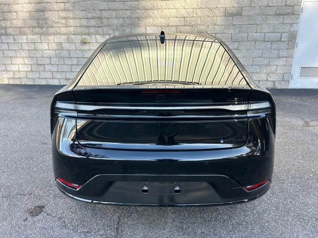 ToyotaPrius Plug-In Hybrid7