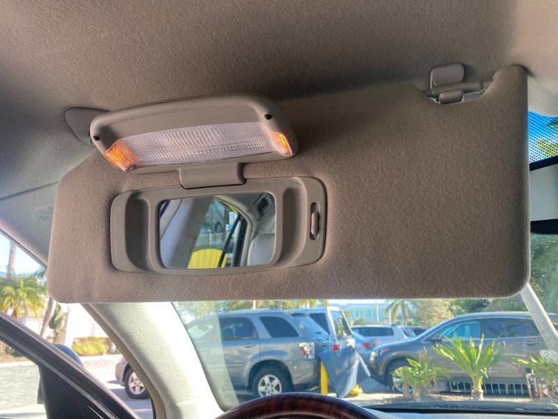 2011 Toyota Avalon Limited LOW MILES 80,879 in ,