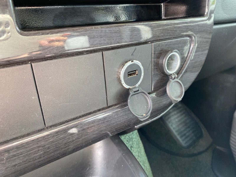 2013 GMC SAVANA HI TOP CONVERSION HANDICAP LIFT LOW MILES 24,857 in , 