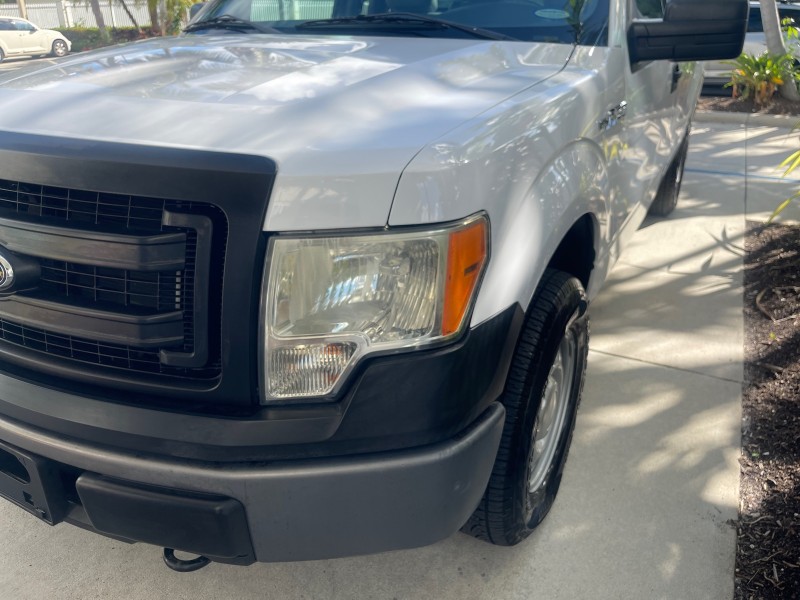 2014 Ford F-150 XL LOW MILES 28,806 4WD in , 