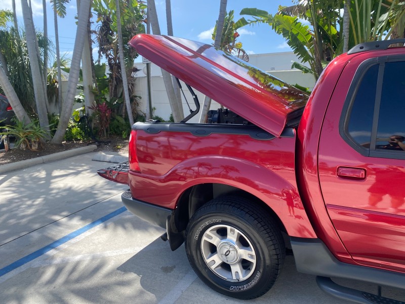 2003 Ford Explorer Sport Trac XLT LOW MILES 59,213 in , 