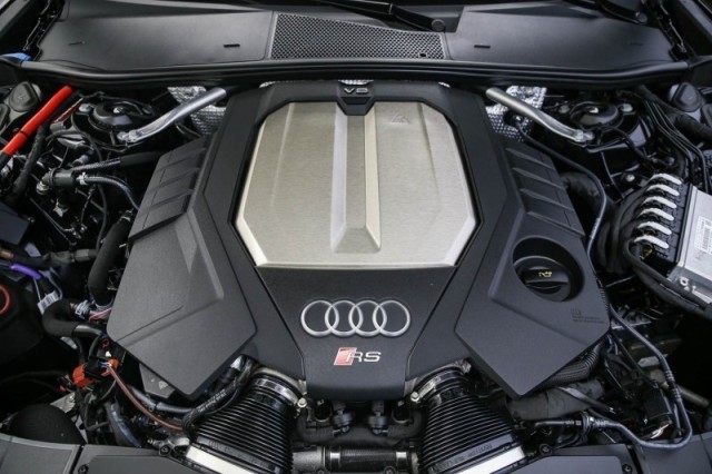 2023 Audi RS 6 Avant  33