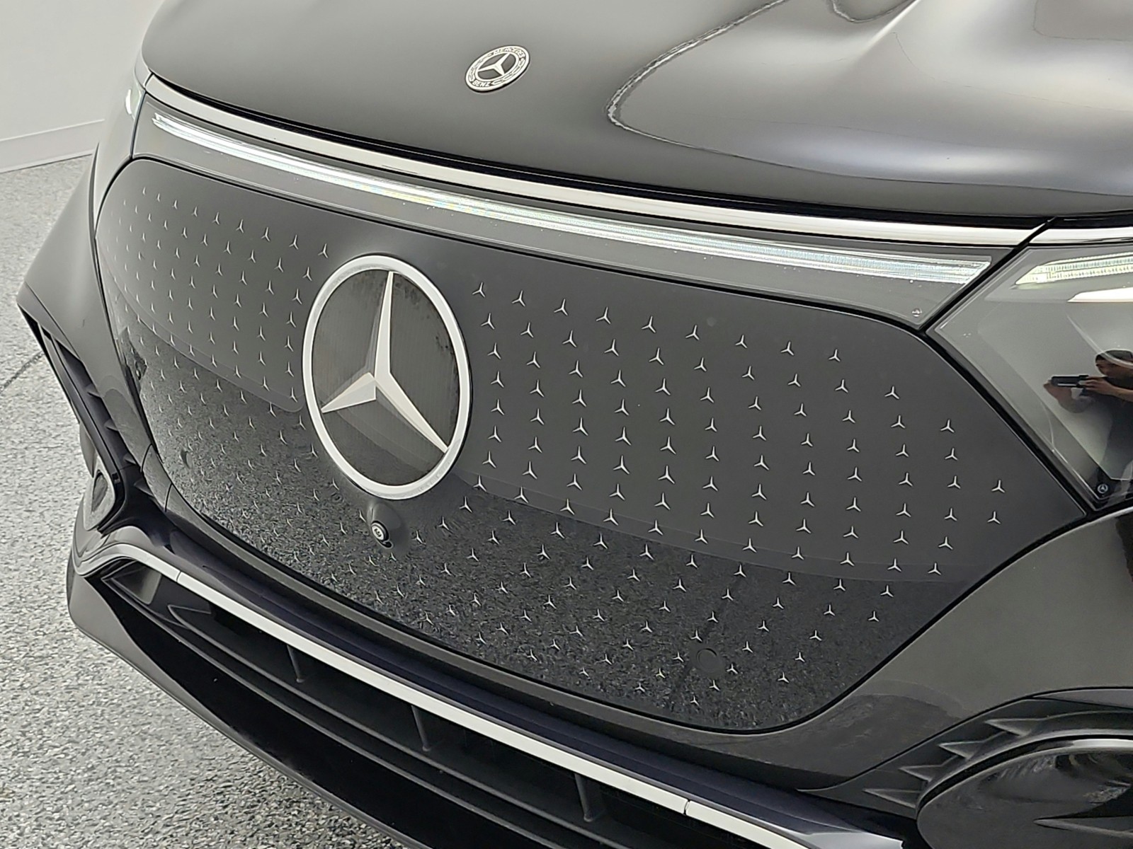 Certified Used 2023 Obsidian Black Metallic Mercedes-Benz EQS 580 4MATIC® SUV image 22