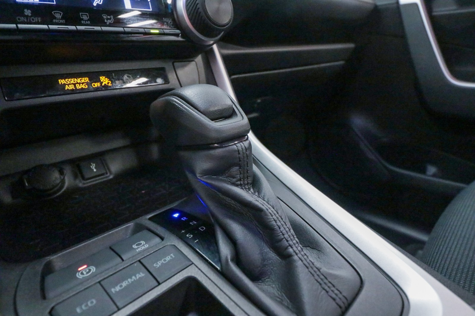 Used Car 2022 Toyota Rav4  Le For Sale Under $30,000 In Austin, Texas