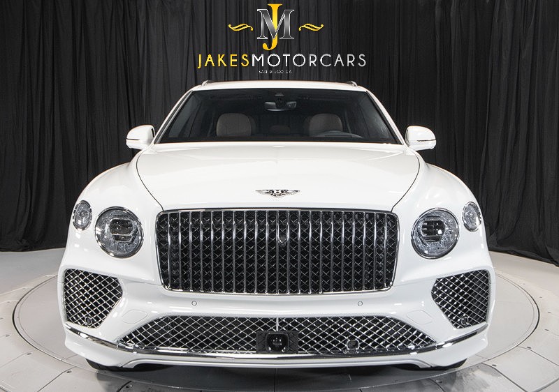 2024 Bentley Bentayga EWB Bentayga EWB Azure ($281,000 MSRP) *1-OWNER* in , 