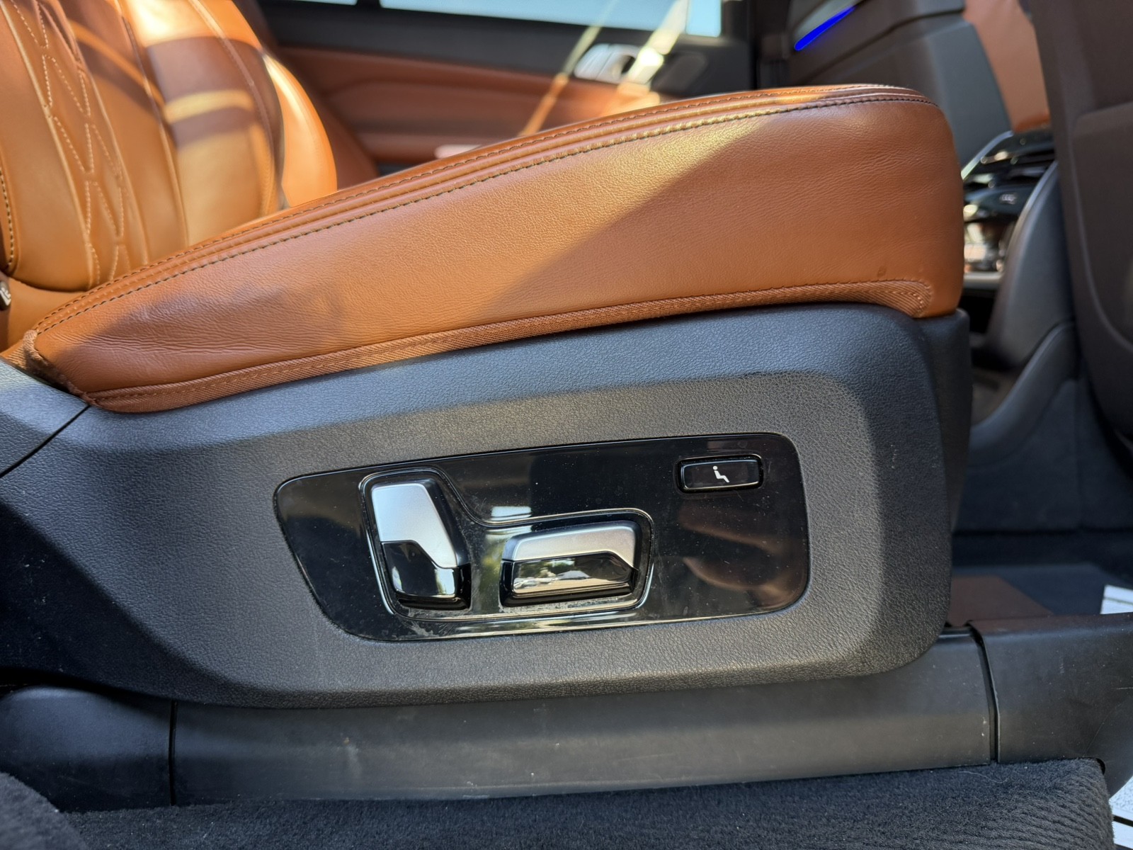 2019 BMW X7 - $26,477
