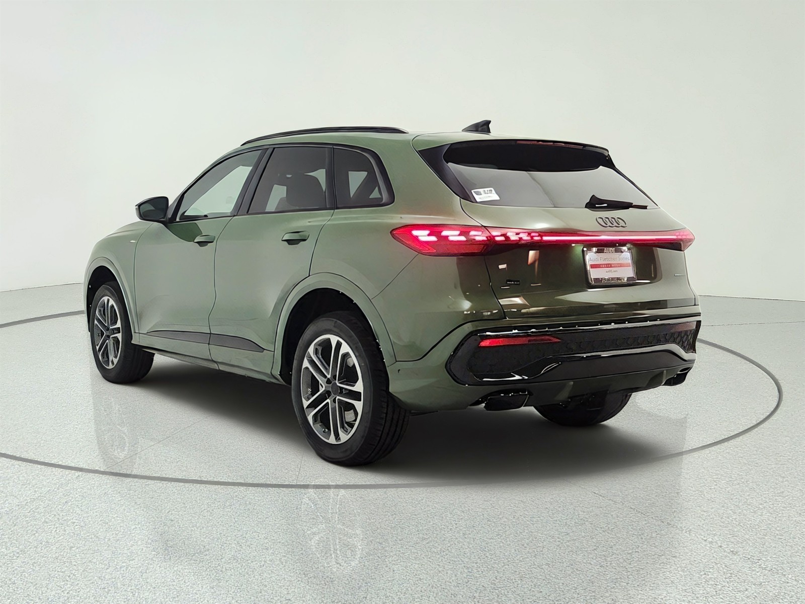 New 2026 District Green Metallic Audi Premium 2.0 TFSI quattro image 7