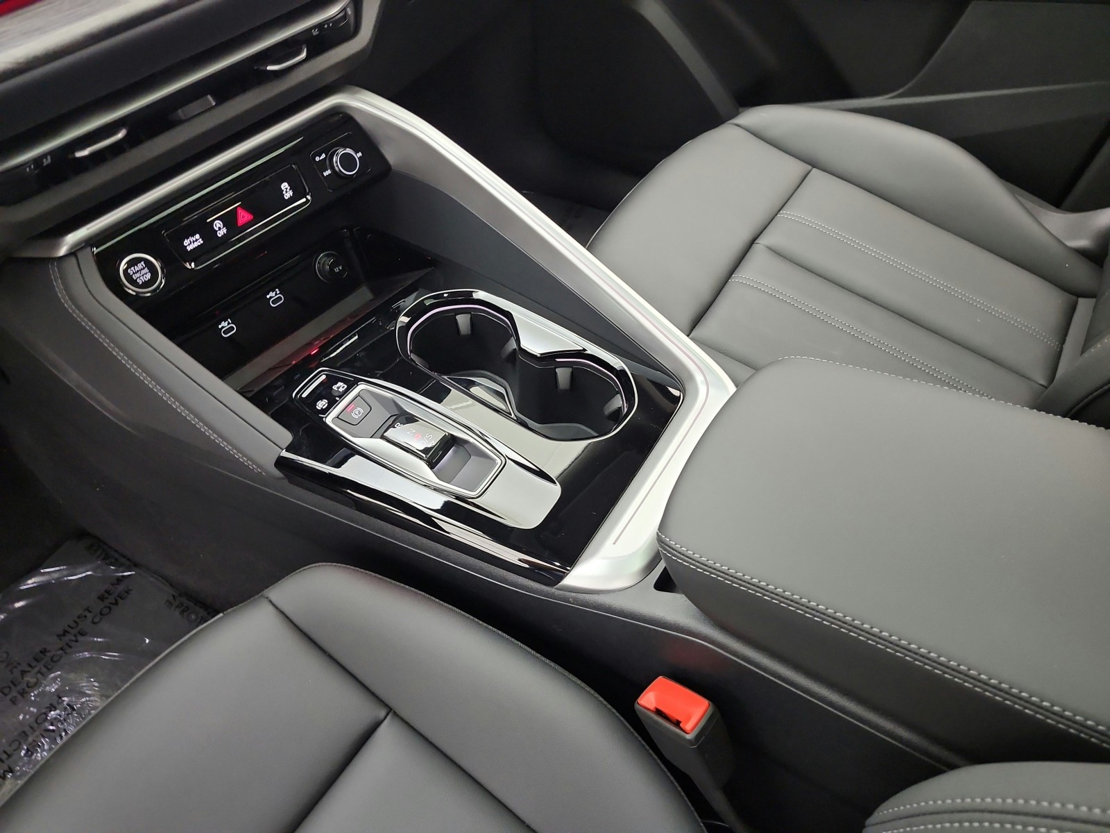 New 2026 District Green Metallic Audi Premium 2.0 TFSI quattro image 10
