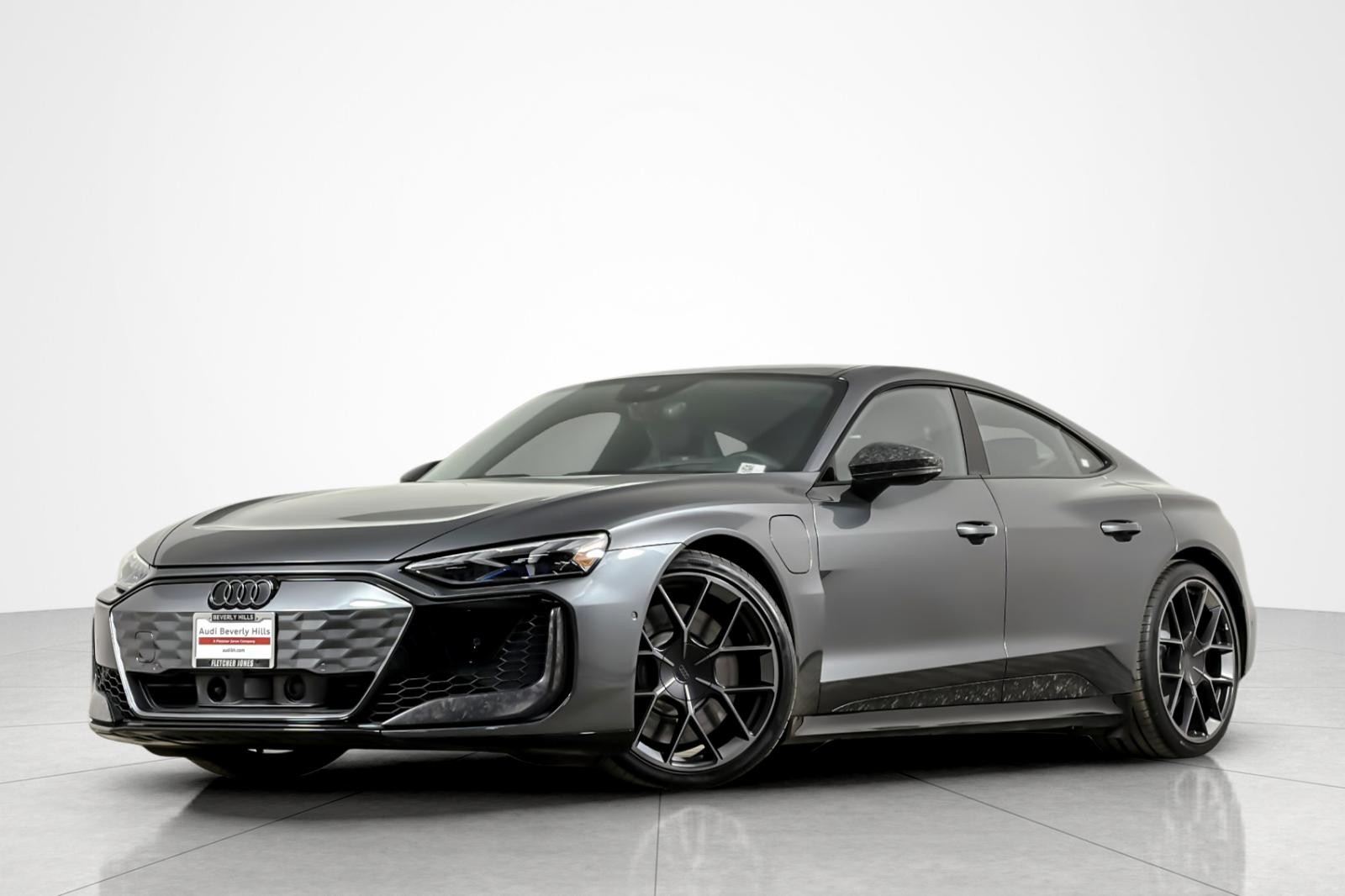 2025 Audi RS e-tron GT performance quattro