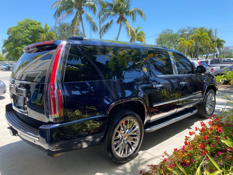 2007 Cadillac Escalade ESV SUNROOF AWD LOW MILES 47,118 in , 