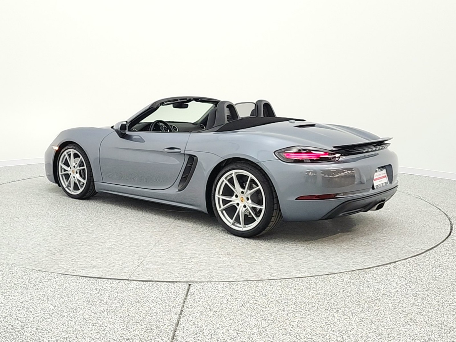 Used 2025 Agate Grey Metallic Porsche Roadster image 7